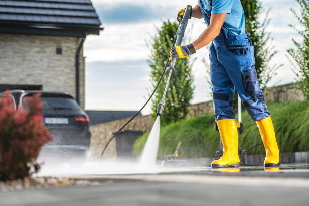 Pressure Washing Contractors in Milan, OH
